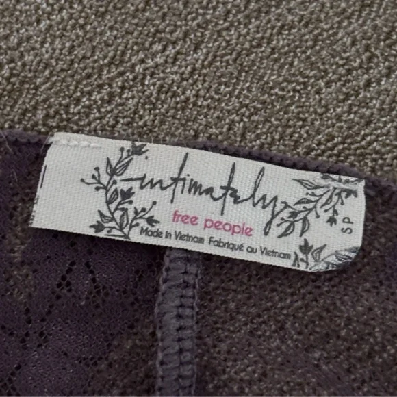 Free People Intimates Lady Luck Layering Top Black Sand Small Lace Long Sleeve - Picture 6 of 8